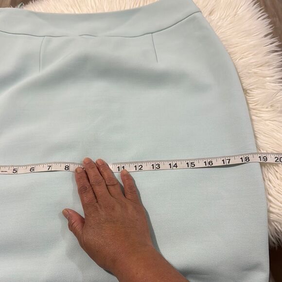 Hugo Boss Green Knee-Length Pencil Skirt Size 40 - Picture 11 of 11